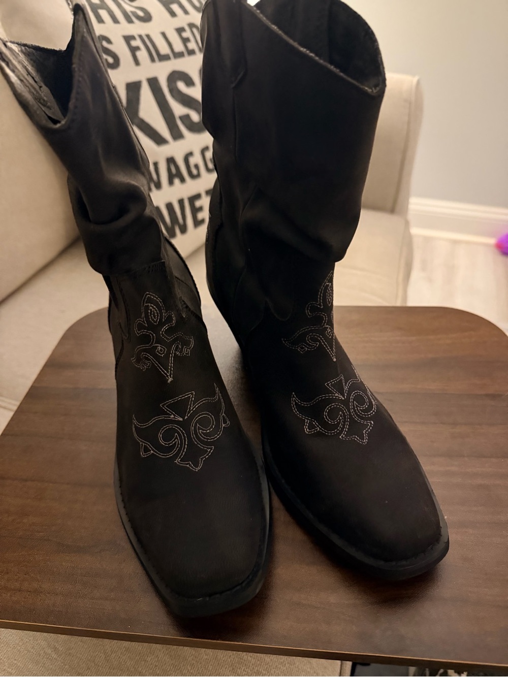 Woman’s Black Embroidered Western Boots